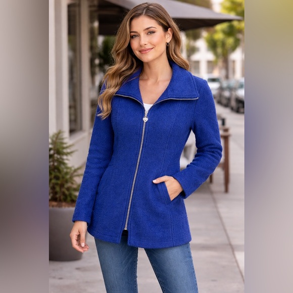 Guess Jackets & Blazers - GUESS Blue Zip-Up Jacket Size XL Soft Knit Light Pilling Coat Great Condition